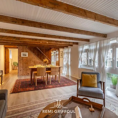 Fenetres Sur Cour 3 - Duplex In The Heart Of The Center Apartment *