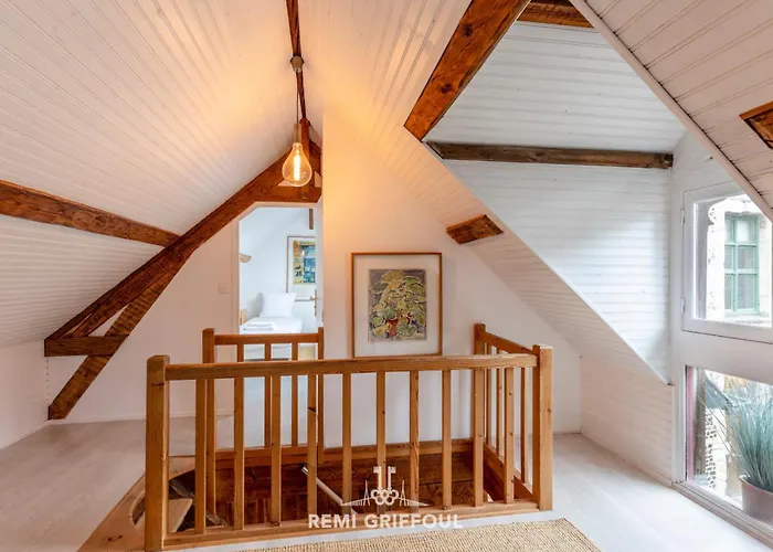 Fenetres Sur Cour 3 Duplex In The Heart Of The Center 4 Guests